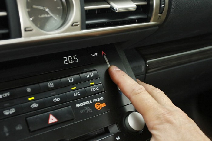 Simogatni való hőmérséklet-beállító csuszka 