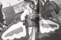 Leo Valentin, és az első szárnyas repülőruha
