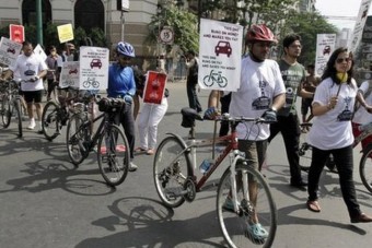 Kitiltották a bringásokat a főutakról