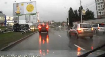 Csúnyán elcsúszik a Camaro