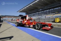 Vettel: Még nem kapcsoltuk be a kipörgésgátlót! 48