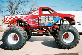 Többen meghaltak egy járműbemutatón