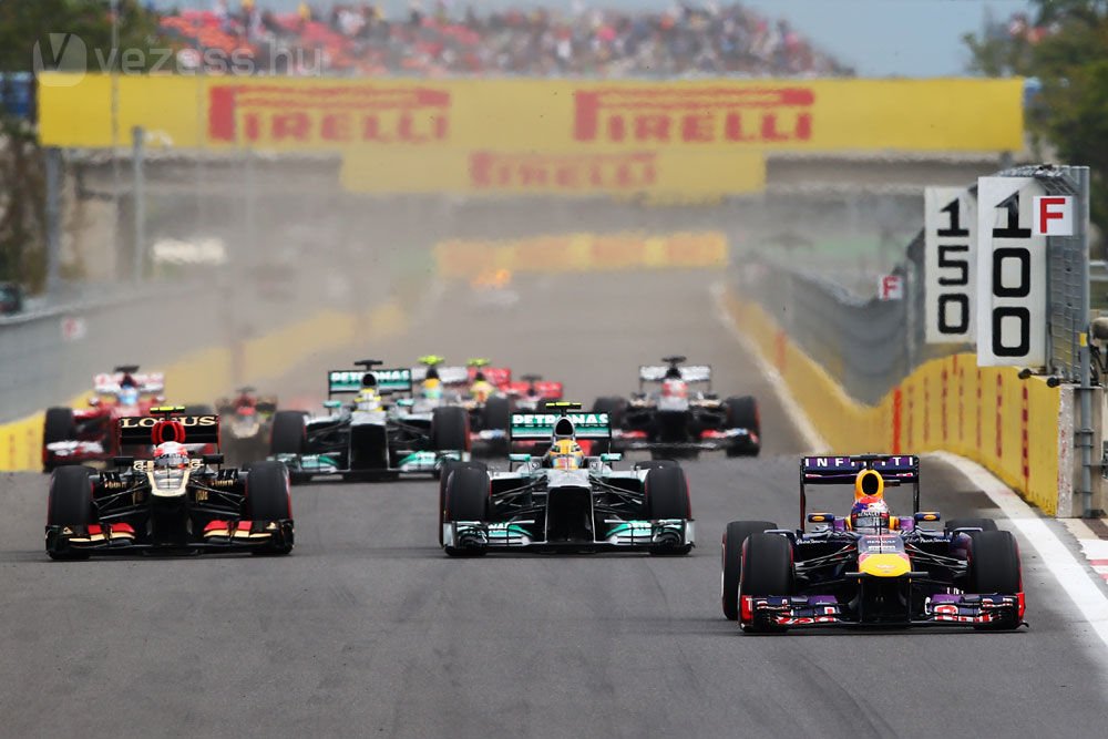F1: Vettelnek mázlija volt a biztonsági autóval 10