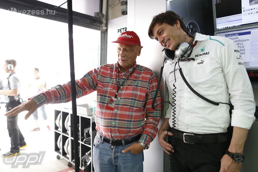 F1: Ross Brawn elhagyja a Mercedest 4