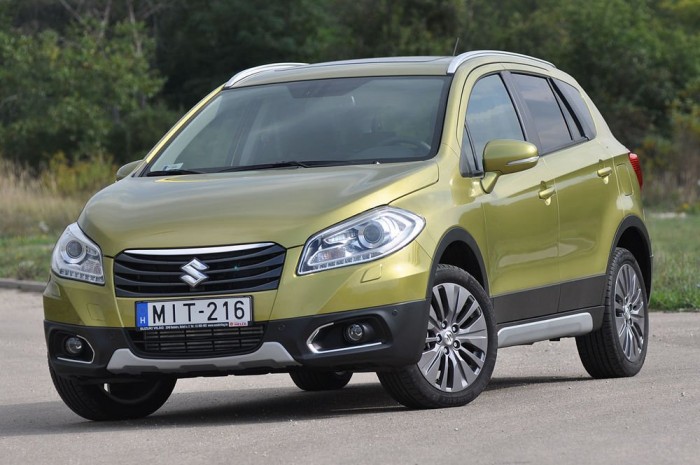8,5 milliós Suzuki! Még mindig a mi autónk? 2 Fapadosként a korszerűtlen benzinessel 4,98 millió forintról indul. A most tesztelt csúcsváltozat 8,5 millióról indul