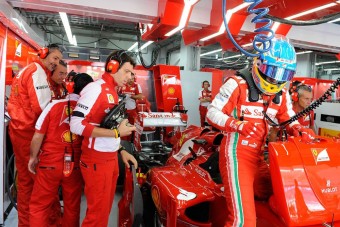 Alonso: 15 futam óta csodát teszünk!