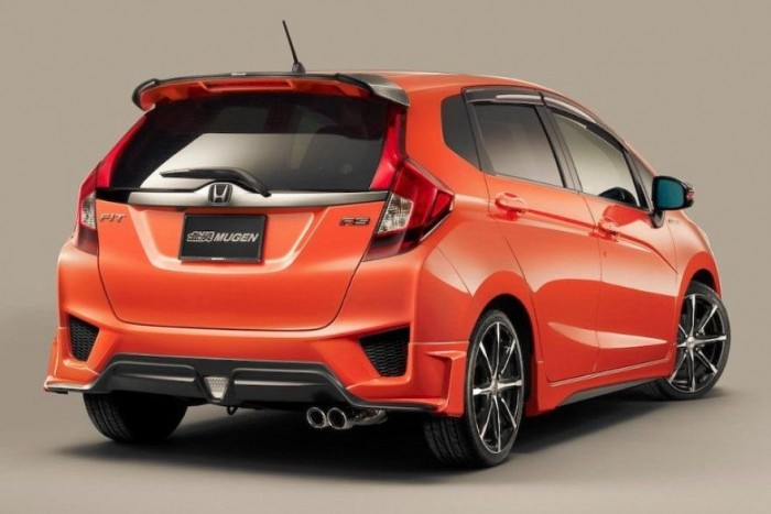 Jöhet a szupersportos Honda Jazz 7