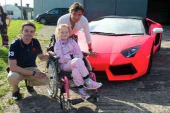 Nemes cselekedet egy Lamborghinivel