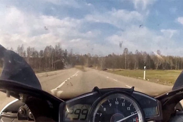 Üldözés 300 kilométer/órával