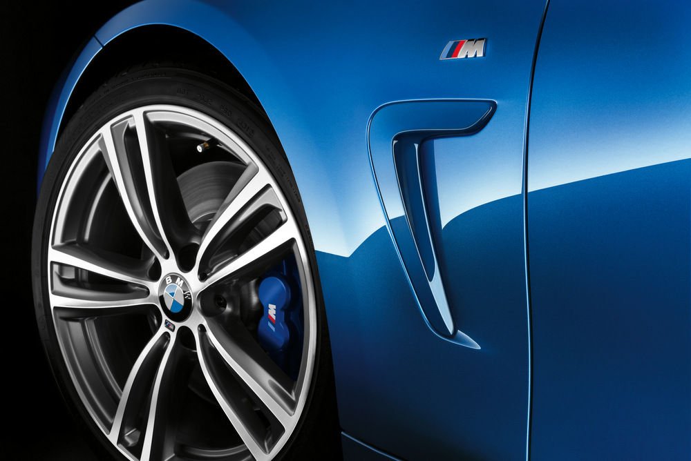 Politikusokat kentek meg a BMW részvényesei? 36