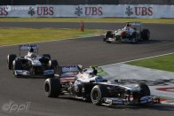 F1: Maldonado az utolsó körben is nekimegy bárkinek 56