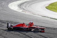 F1: Vettel egyedül veri a Ferrarit 60
