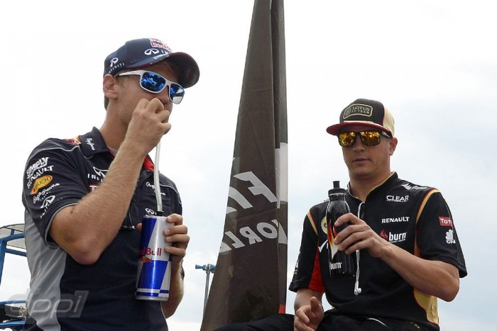 F1: Räikkönen röpteti Vettelt 3 | Vezess A szárnyai alá vette Vettelt