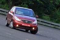 Suzuki után felüdülés egy Dacia? 7 A mai autókat tudatosan hangolják alulkormányzott viselkedésre, ezt könnyebben kezeli egy átlagos vezető