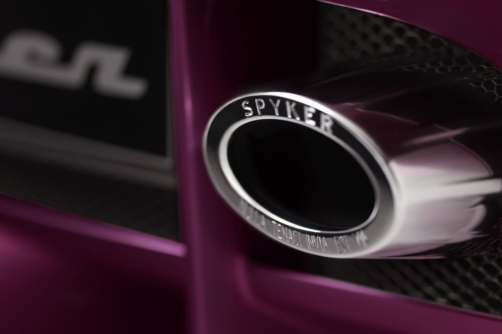 Lotus motort kap a Spyker új modellje 13
