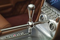 Lotus motort kap a Spyker új modellje 18
