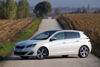 Itt a Golf francia kihívója