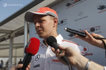 F1: Ínycsiklandozó fiatalok a McLarennél