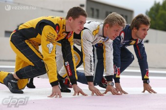 F1: A McLaren-ifjonc elutasította a Red Bullt