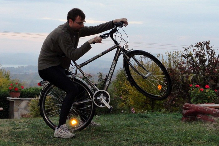 Sz. András élete legjobban egykerekező bicajával