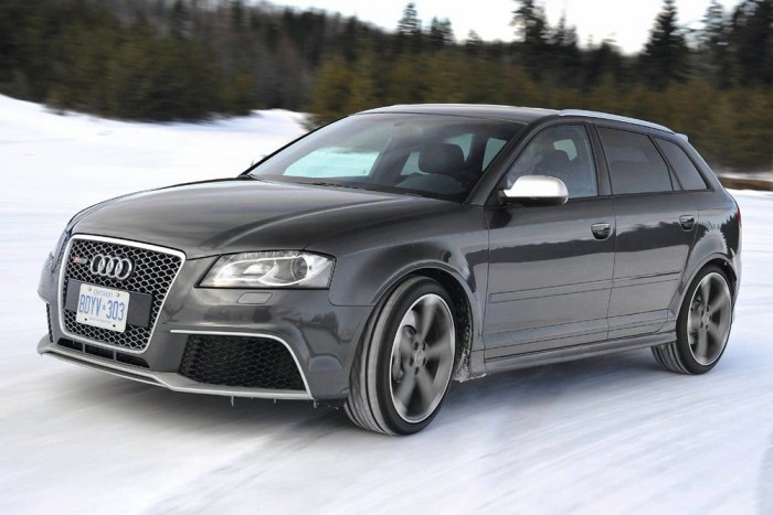 Top 10: A legerősebb magyar autók 9 3. Audi RS3 Sportback, 340 LE. A TT RS motorjának másik változata 450 Nm nyomatékkal és 340 lóerővel tombolt az előző A3-ban. Az autóból 5639 készült Győrben, míg az eredeti terv nem volt több 1000-2000 darabnál