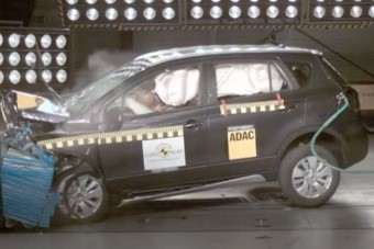 Remekül védi utasait a Suzuki SX4