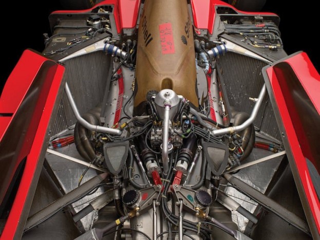 A V10-es körülbelül 750 lóerőt tudott 1997-ben