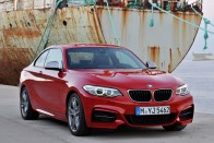 BMW M235i