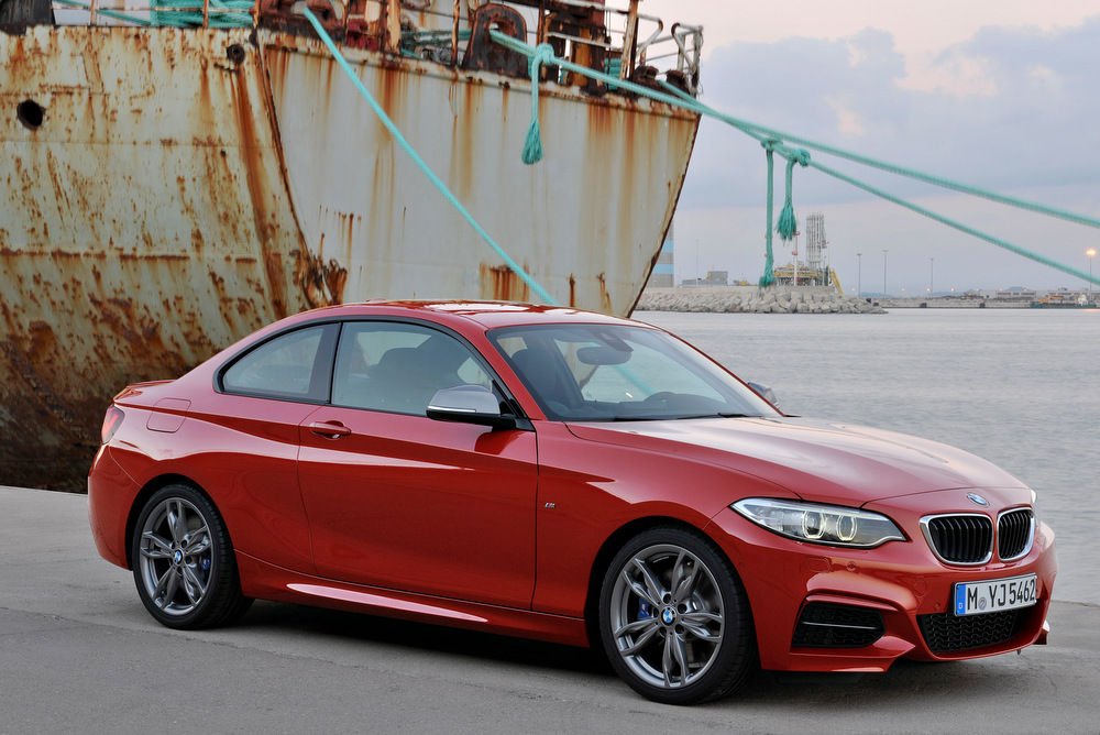 BMW M235i