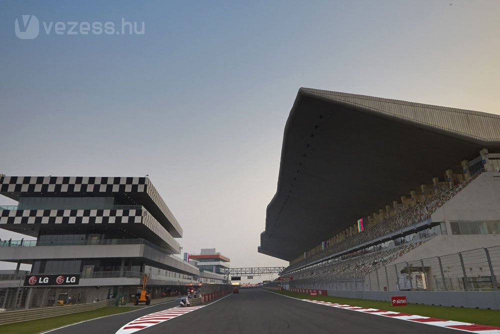 F1: Red Bull-előny Indiában, Räikkönen sehol 5