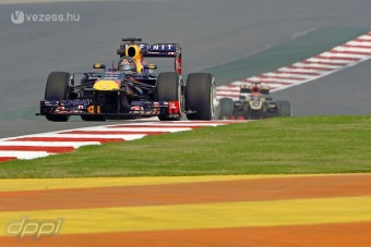F1: Vettel a harmadikat is behúzta