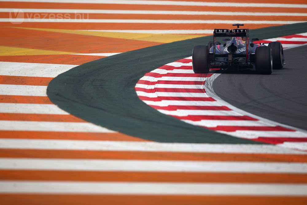 F1: Red Bull-előny Indiában, Räikkönen sehol 21