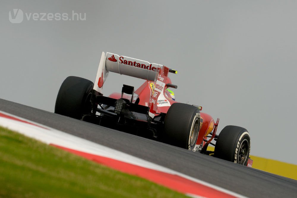 F1: Vettel a harmadikat is behúzta 29