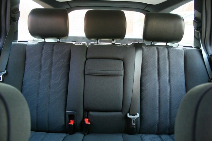 A hátsó traktus szinte érintetlen, új