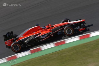 A Marussiát sem túrják ki az F1-ből