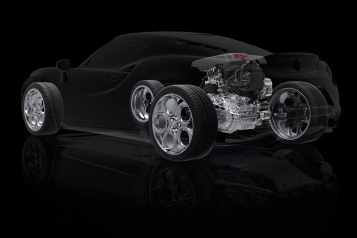 A Giulietta Q.V. állítólagos új blokkja eredeti helyén, a 4C szupersportkocsi hátsó tengelye fölött. Instant presztízsnövelő lehetne, és segítene visszatermelni a fejlesztési költségeket