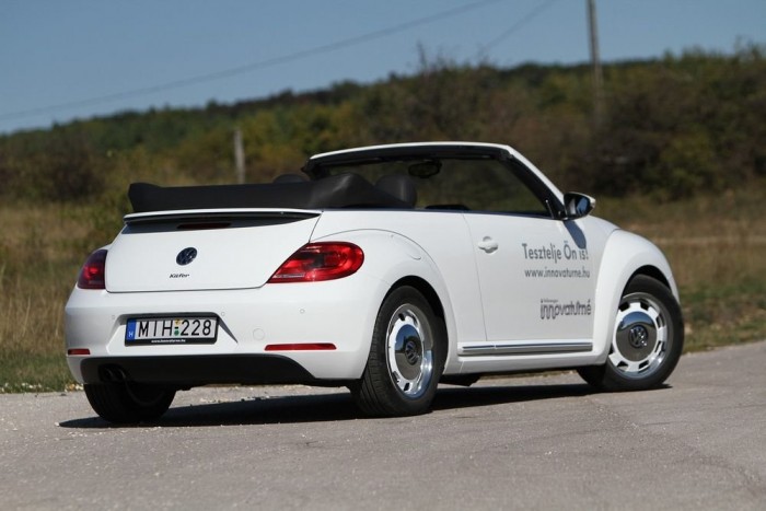 160 lóerő mozgatja