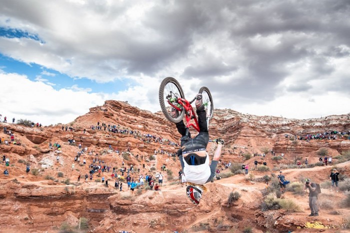 Életveszélyes mutatványok a hegygerincen 6