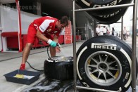 F1: Vettelé a pole, de vasárnap sebezhető 50