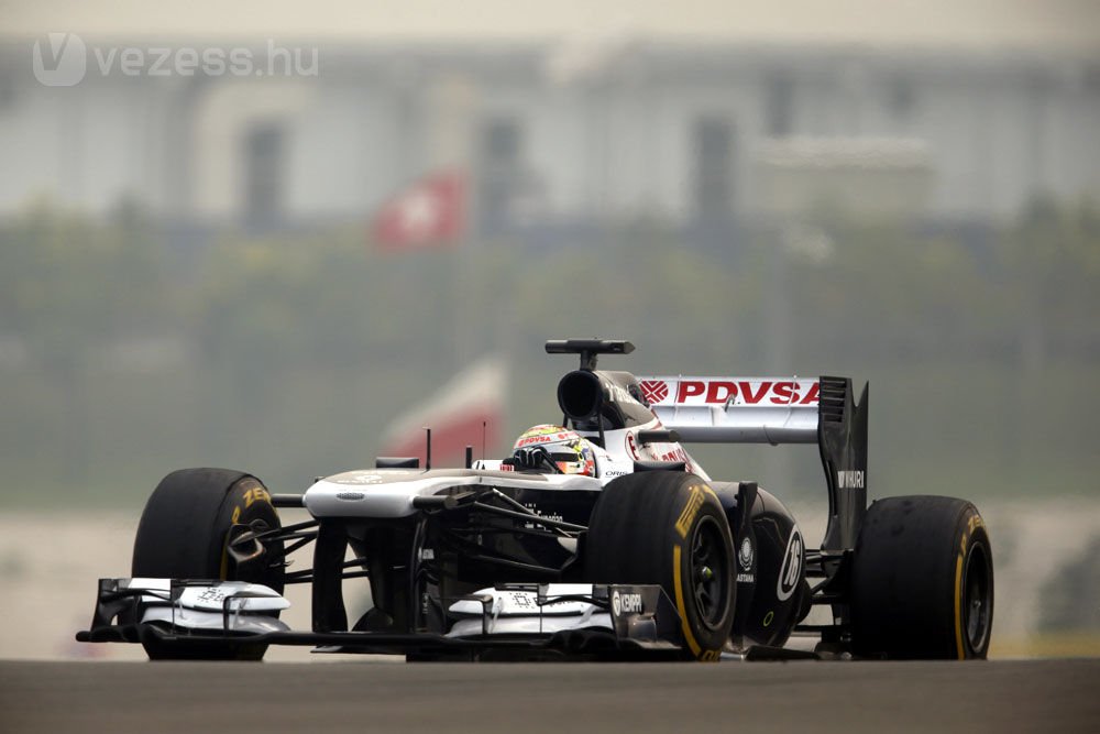 F1: Alonso csak a pontszerzésre hajt 31