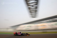 F1: Vettelnek isteni volt, de feltartotta Hamiltont 72