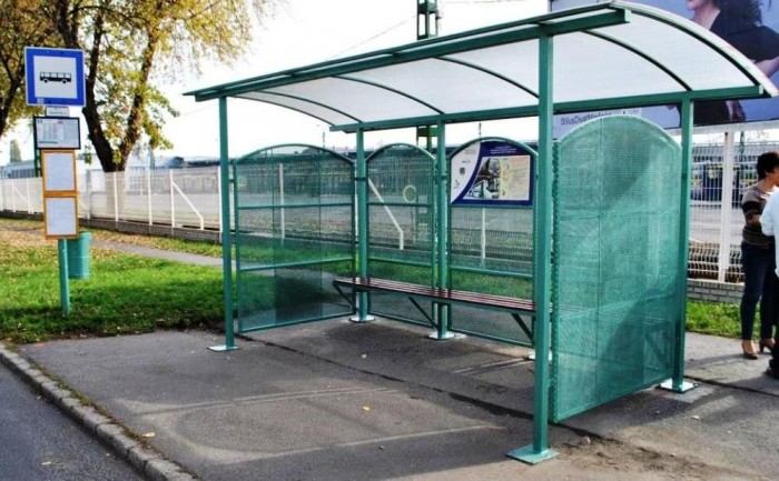 Fogadjon örökbe buszmegállót!