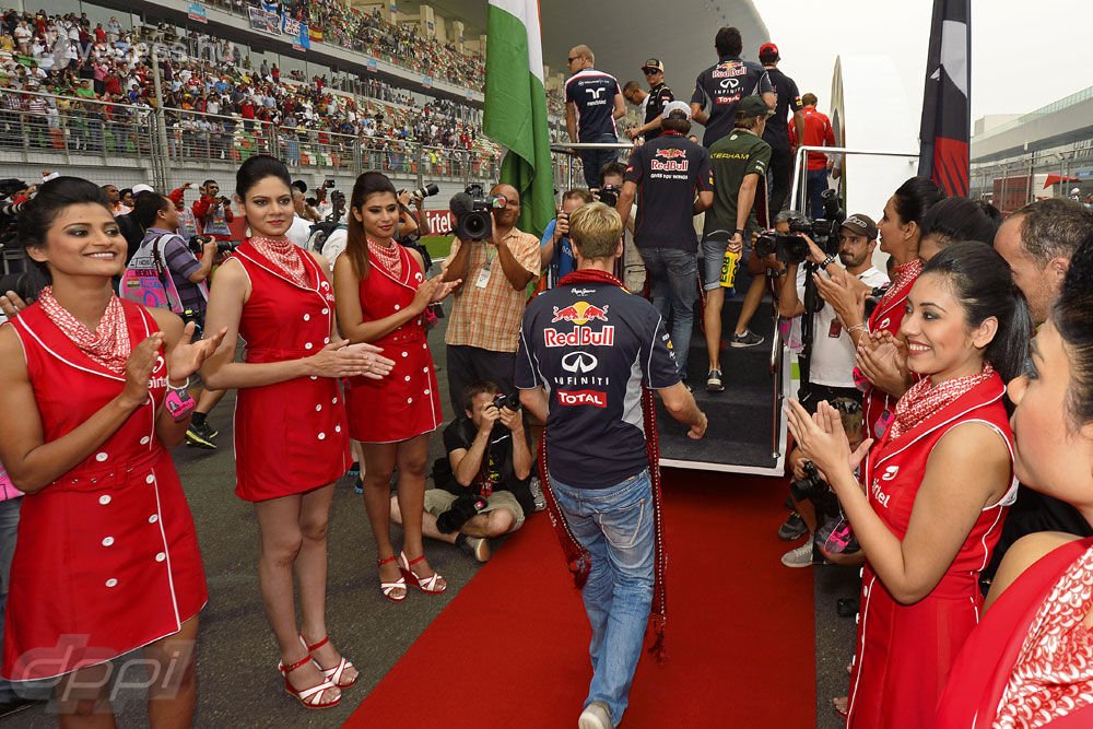 F1: Óvatosan büntették Vettelt 14