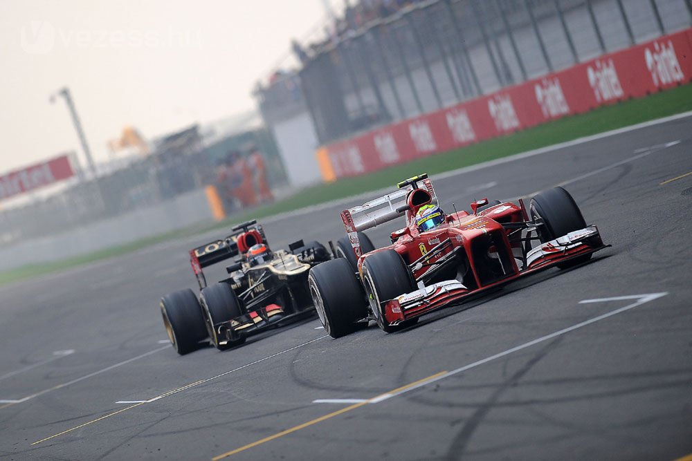 F1: A Lotus bocsánatot kért a trágárkodásért 18