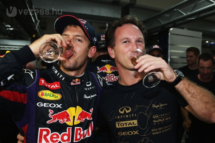 F1: Leborultak Vettel előtt a főnökei 69 F1: Leborultak Vettel előtt a főnökei 69