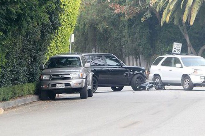 David Beckham csúnyán megtörte Range Roverét 5