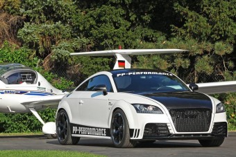 Erősebb, szenesebb az Audi TT RS