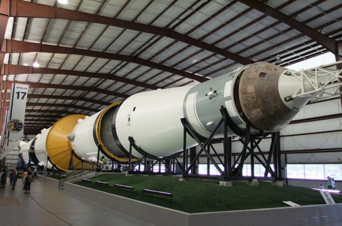 Top 10: A legdrágábban közlekedő járművek 13 | Vezess Top 10: A legdrágábban közlekedő járművek 13