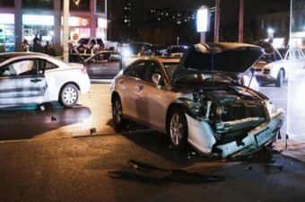 Autókkal flipperezett a 63 éves nő