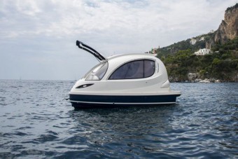 Úszó űrkapszula gazdagoknak